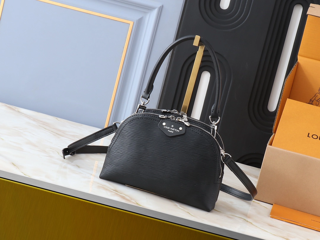 ルイ・ヴィトン ビー アルマ チェーン ハンドバッグ「Alma Bag」