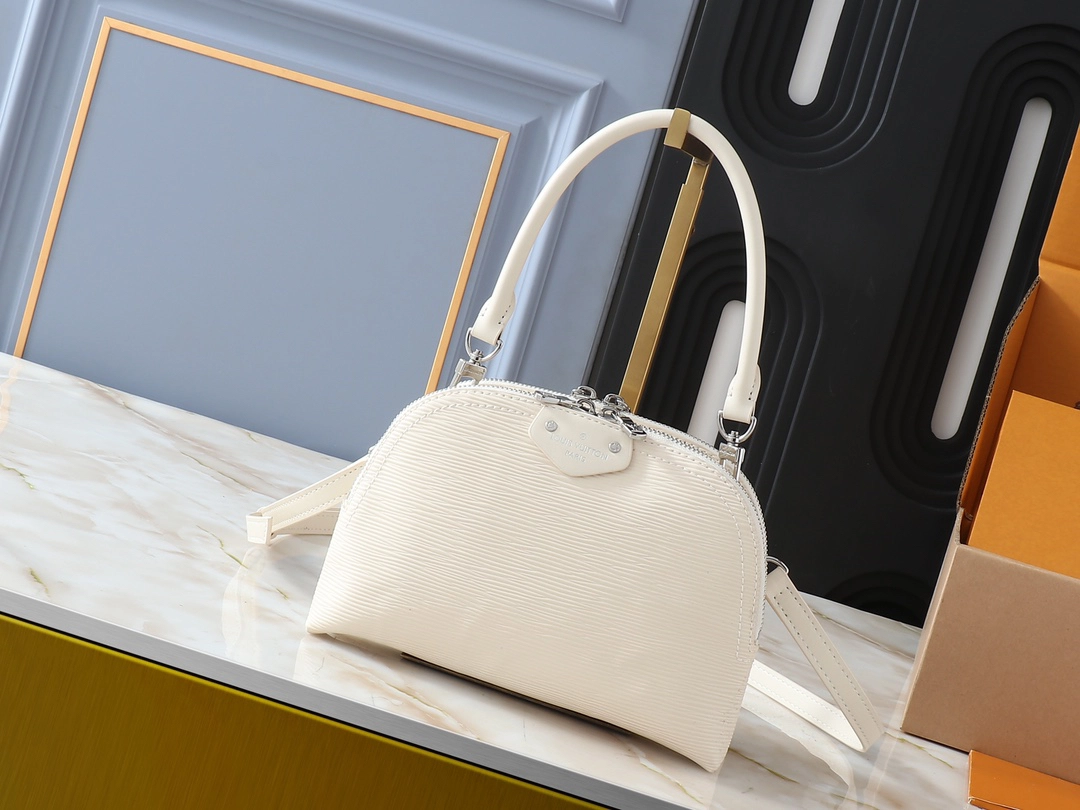 ルイ・ヴィトン ビー アルマ チェーン ハンドバッグ「Alma Bag」