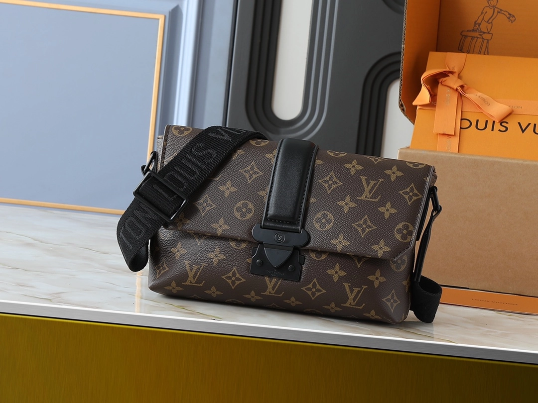 ルイ・ヴィトン「Louis Vuitton」S-Cape メッセンジャーバッグ