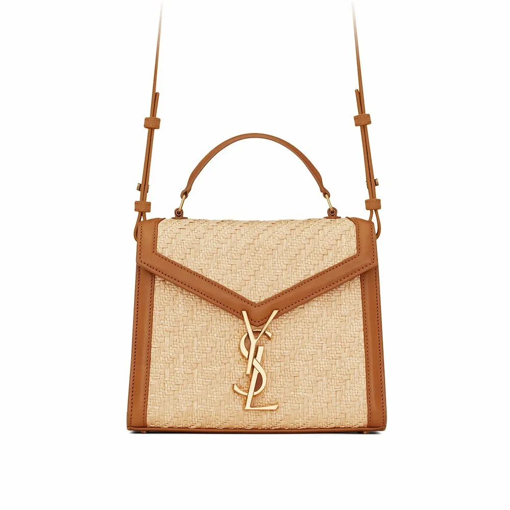 【Saint Laurent】山本美月さん同項大人気新作バッグを驚きプライスでGET!ラフィアとベジタブルタンニンレザー製 カサンドラ ミニトップハンドルバッグ