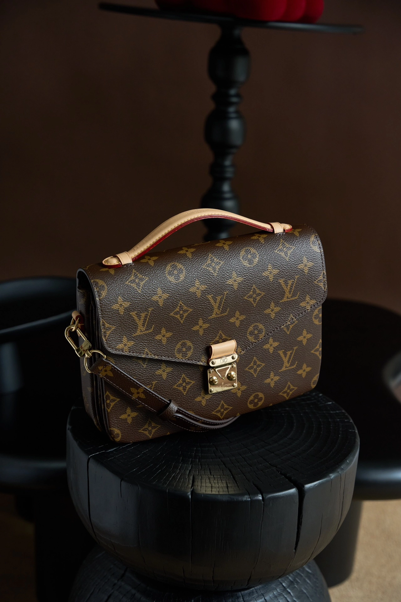 ルイ・ヴィトン「Louis Vuitton」ポシェット・メティス モノグラム ショルダーバッグ