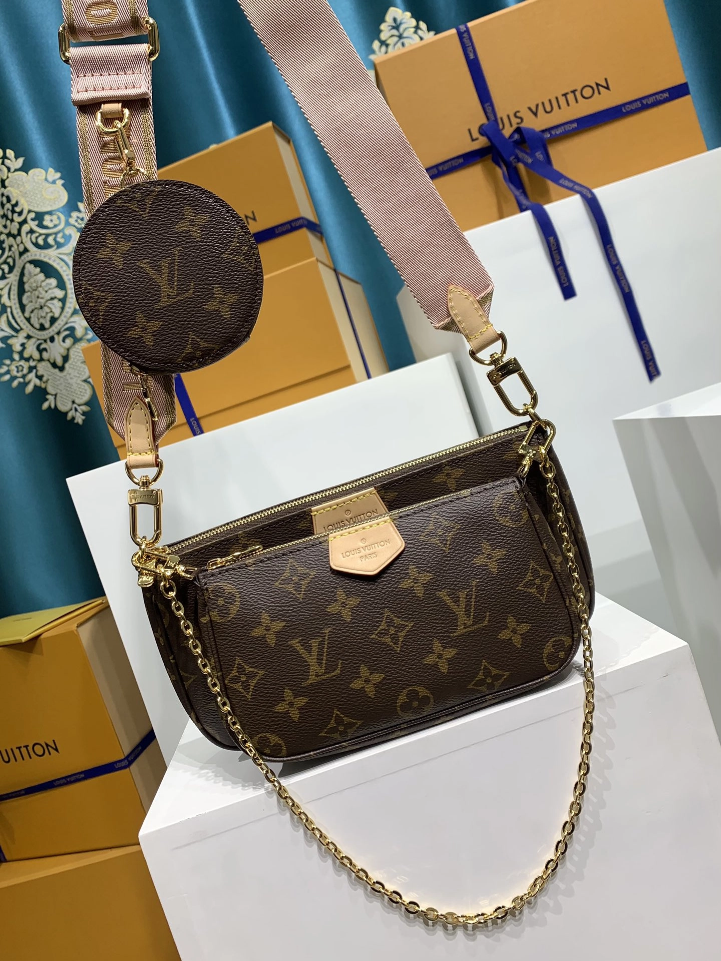 ルイ・ヴィトン「Louis Vuitton」マルチポシェットアクセソワール ハンドバッグ