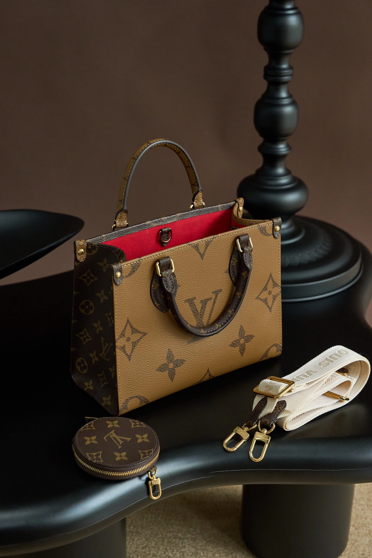 ルイ・ヴィトン「Louis Vuitton」モノグラム オントゥゴ PM ショルダーバッグ