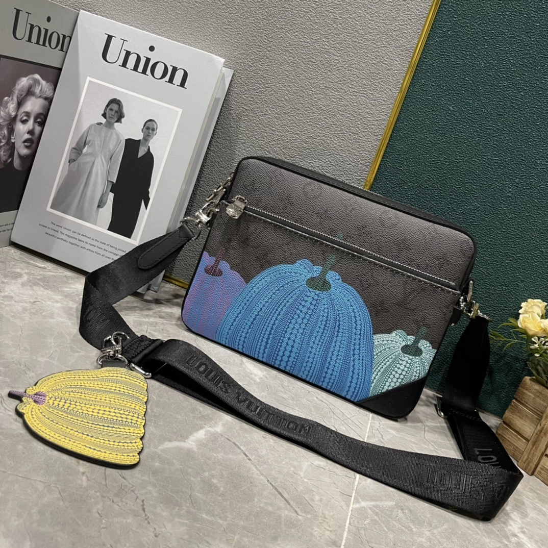 ルイ・ヴィトン「Louis Vuitton」新作 Trio メッセンジャーバッグ