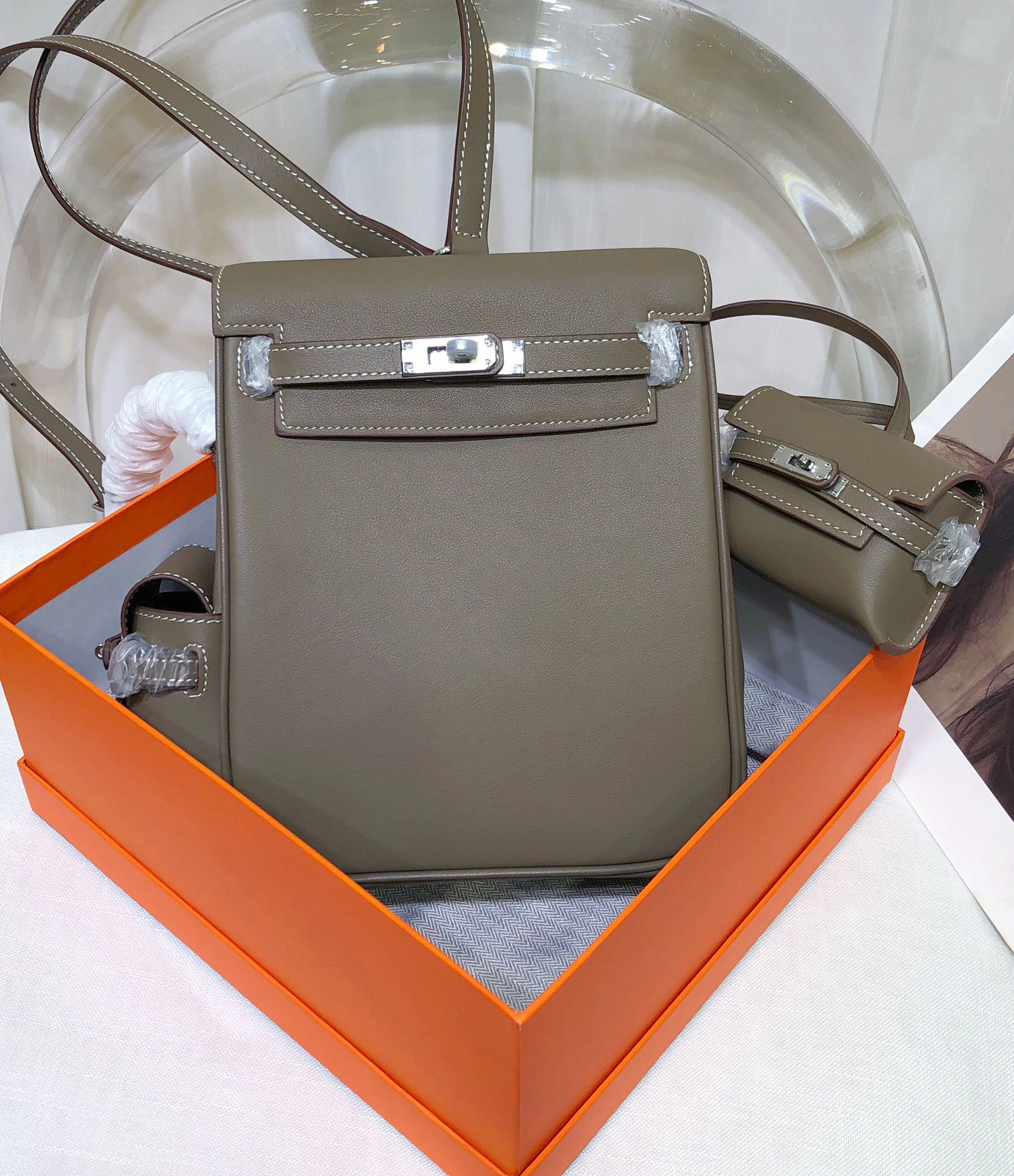 【入手困難品】エルメス Kelly Jump リュック