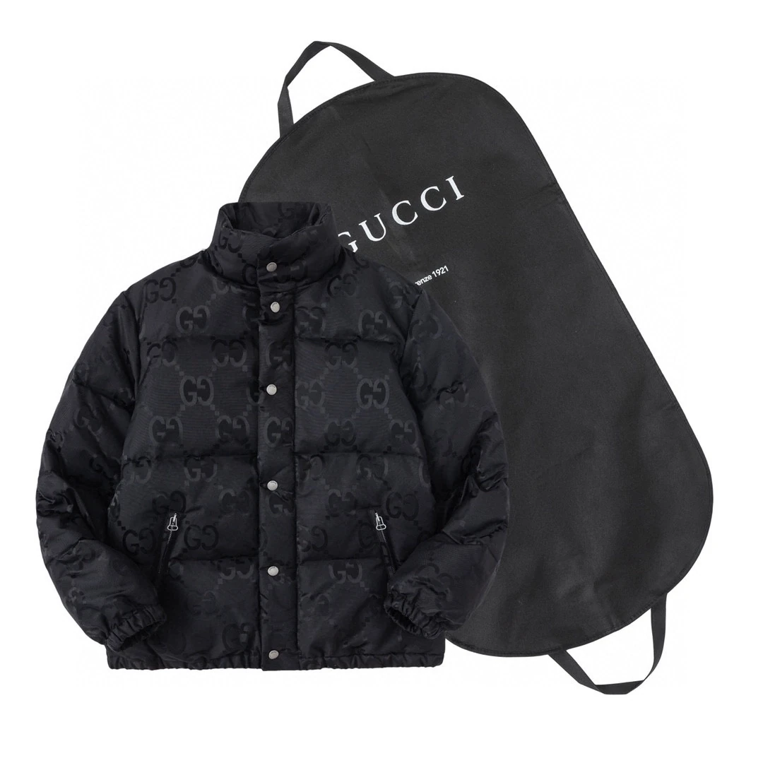 グッチ「Gucci」 秋冬ダウンジャケット スタンドカラー