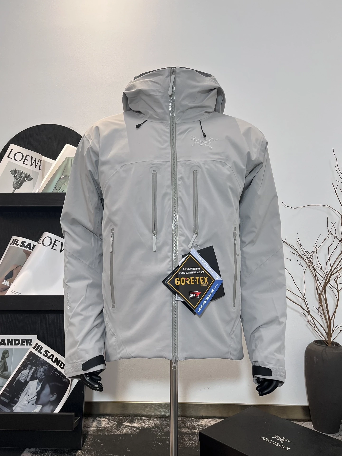 アークテリクス「ARC'TERYX」ウィンド&ウォータープルーフ アウトドアジャケット