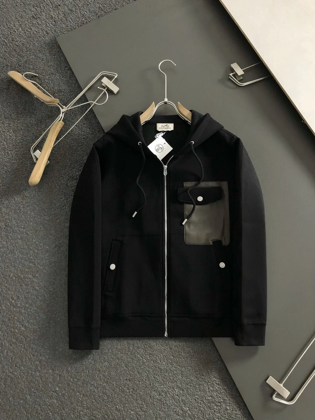 エルメス「Hermès」秋冬新作ラウンドネックスウェット