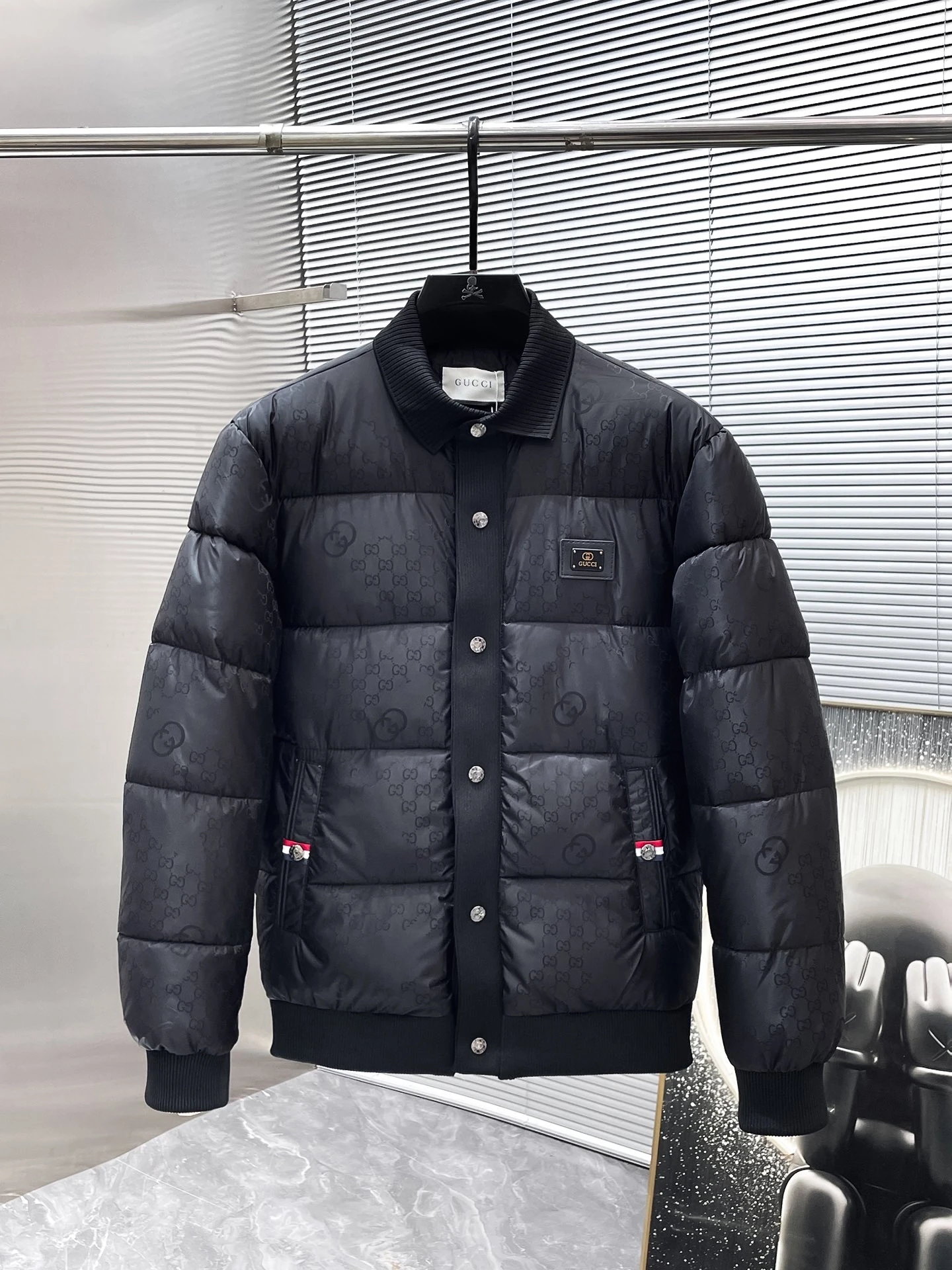 グッチ「Gucci」冬の新作 ラペル付きコットンジャケット