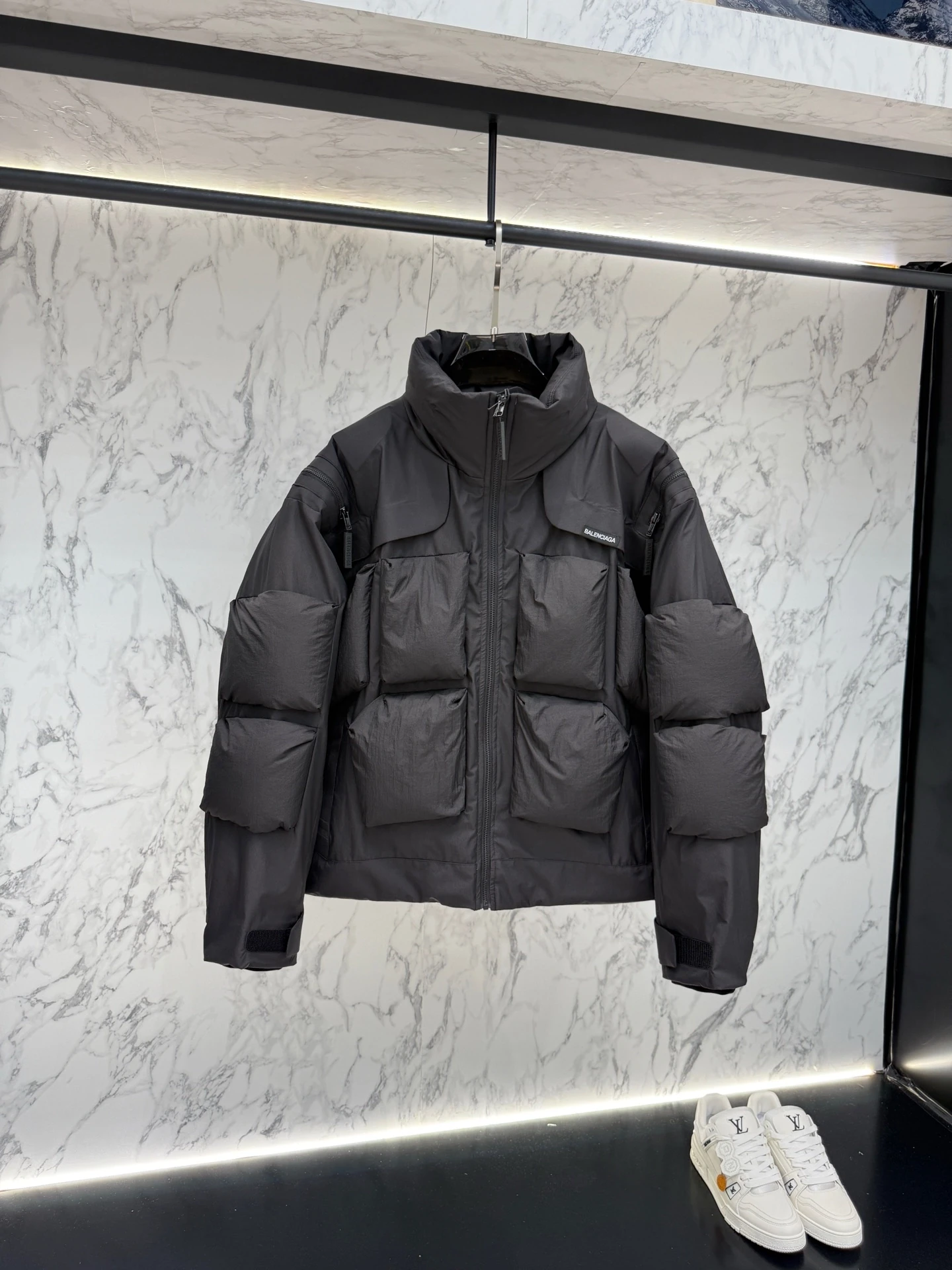バレンシアガ「Balenciaga」‌メンズファッションスタンドカラーダウンジャケット