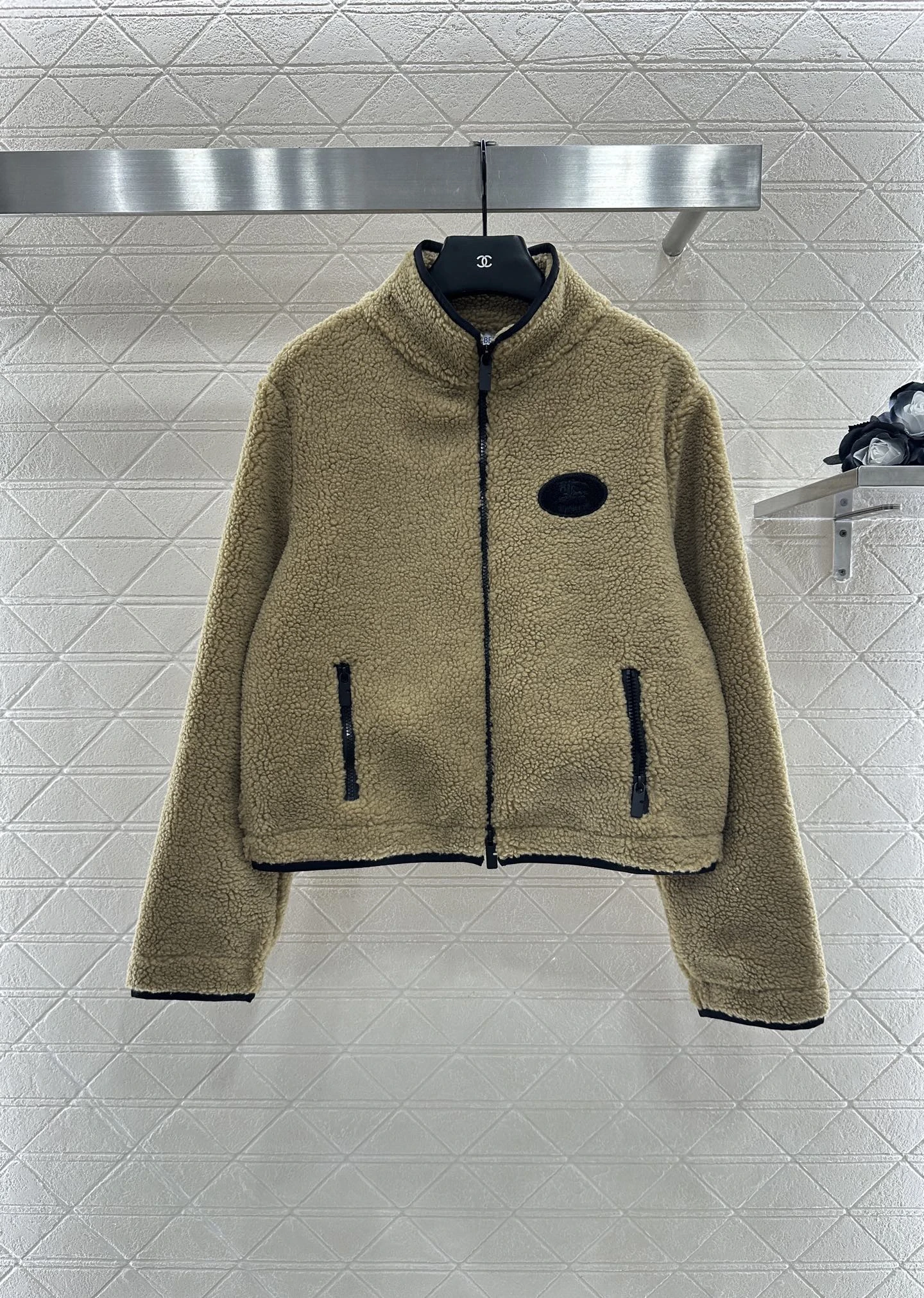 バーバリー「Burberry」 テディ キルテッド ダウンジャケット