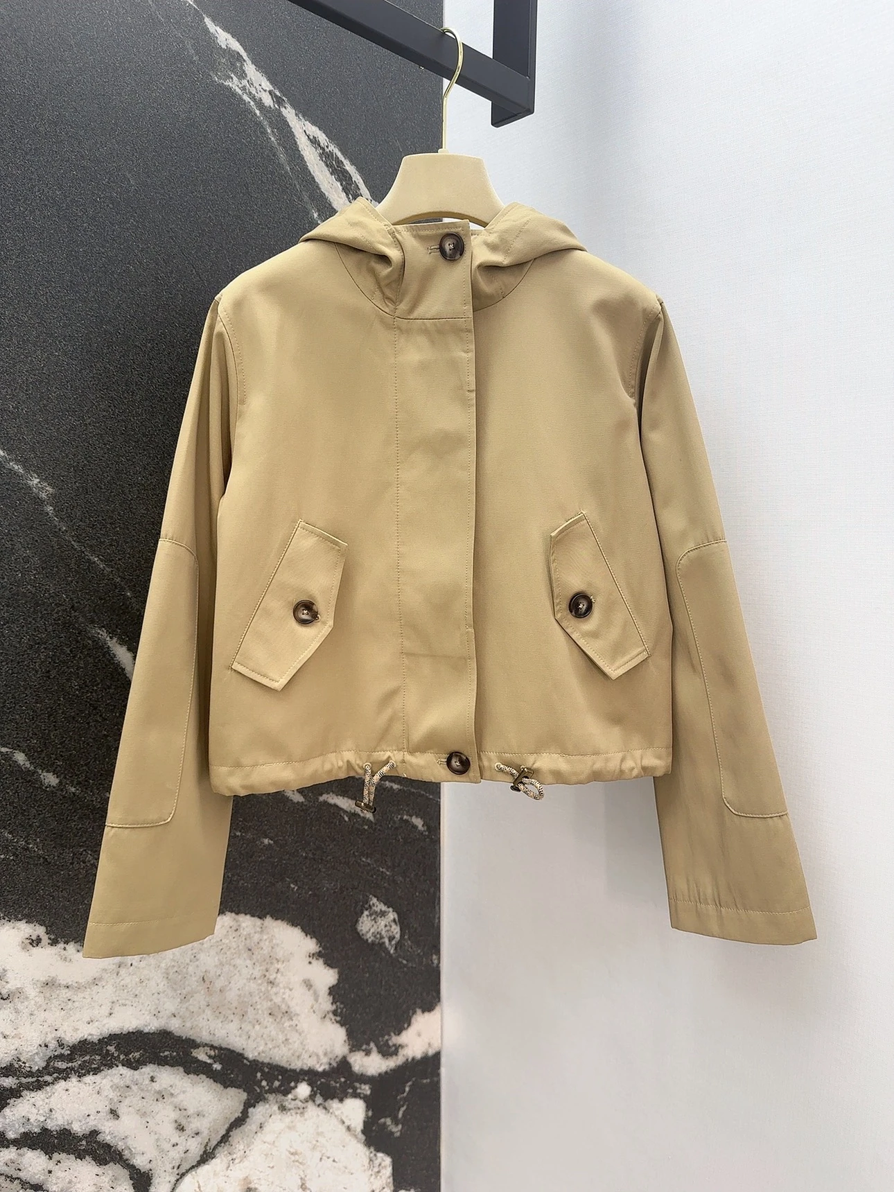バーバリー「Burberry」25SS ショート フーデッド トレンチコート