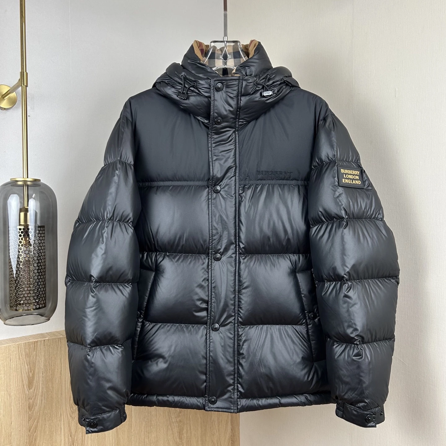 バーバリー「Burberry」秋冬フード付きダウンジャケット