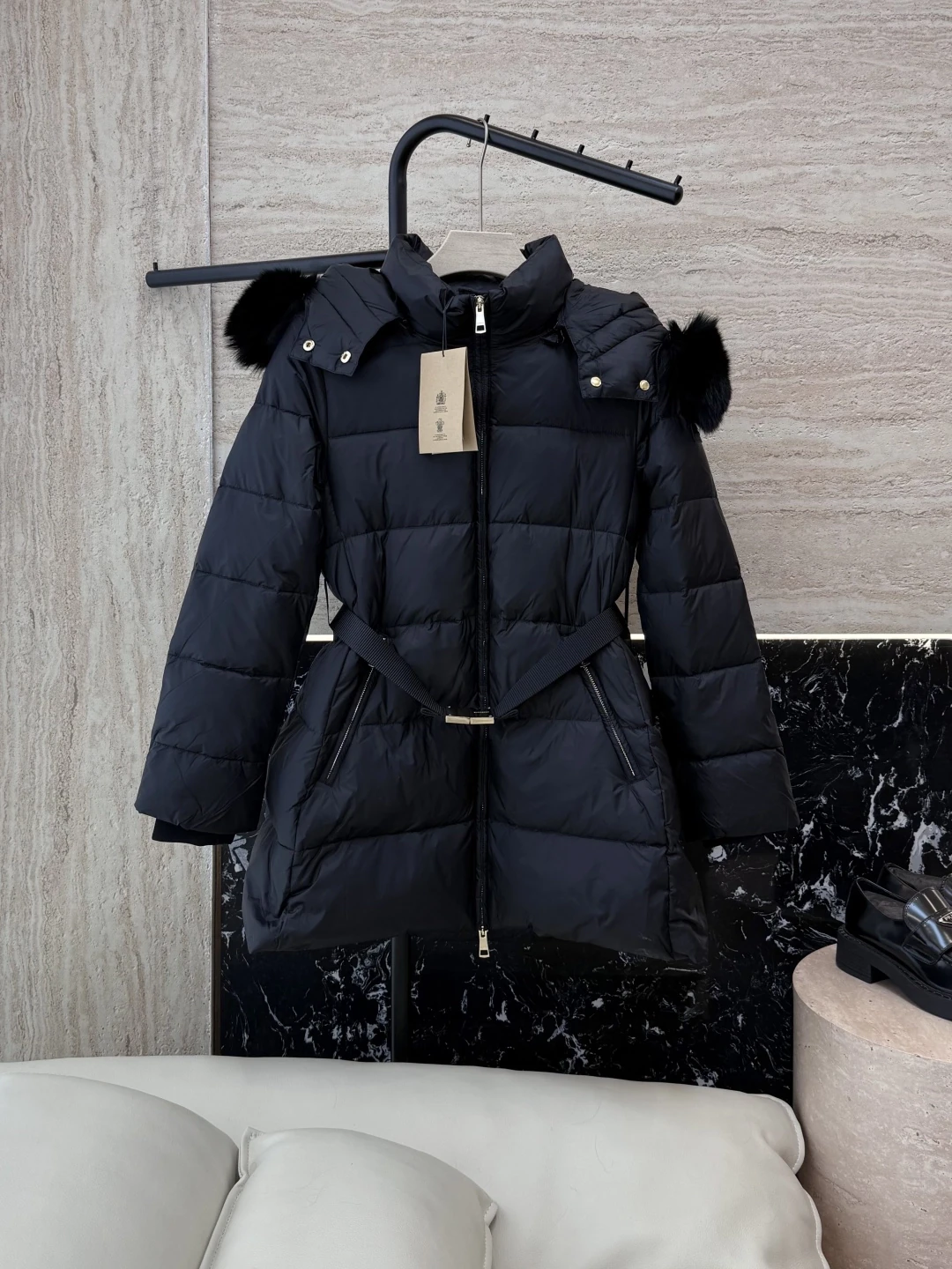 バーバリー「Burberry」秋冬レディースファー付き&スリムフィットフード付きダウンジャケット