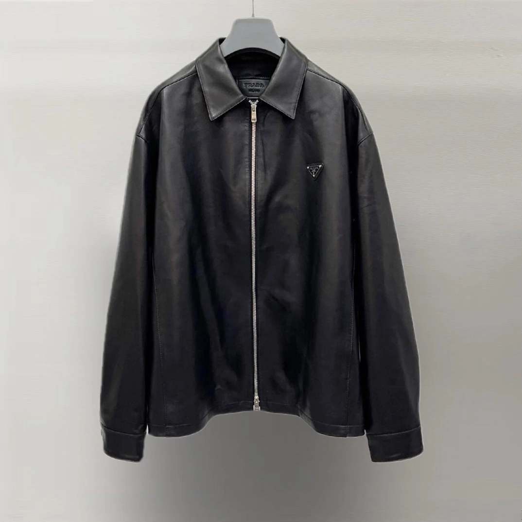 プラダ「Prada」トライアングルロゴ レザージャケット