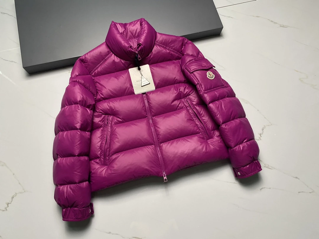モンクレール Petra レディース スタンドカラーダウンジャケット
