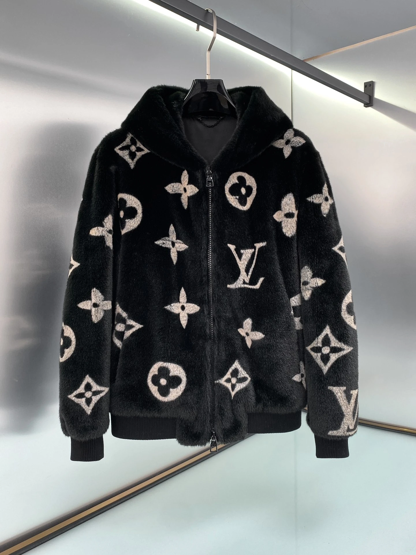 ルイ・ヴィトン「Louis Vuitton」 ウール エンブロイダリー ベースボール ジャケット
