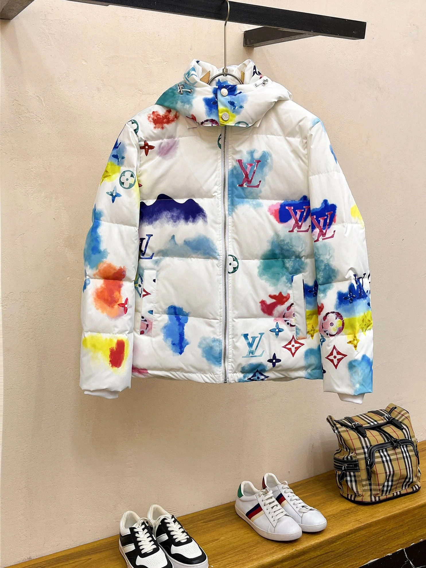 ルイ・ヴィトン「Louis Vuitton」冬季新作ファッションフード付きダウンジャケット