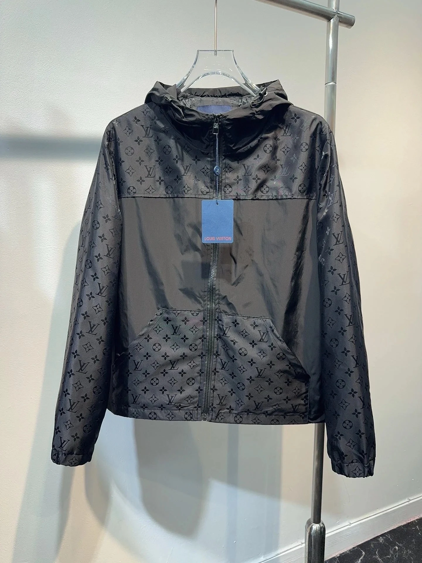 ルイ・ヴィトン「Louis Vuitton」オールオーバージャカード暗紋パネル拼接パーカ/アノラック