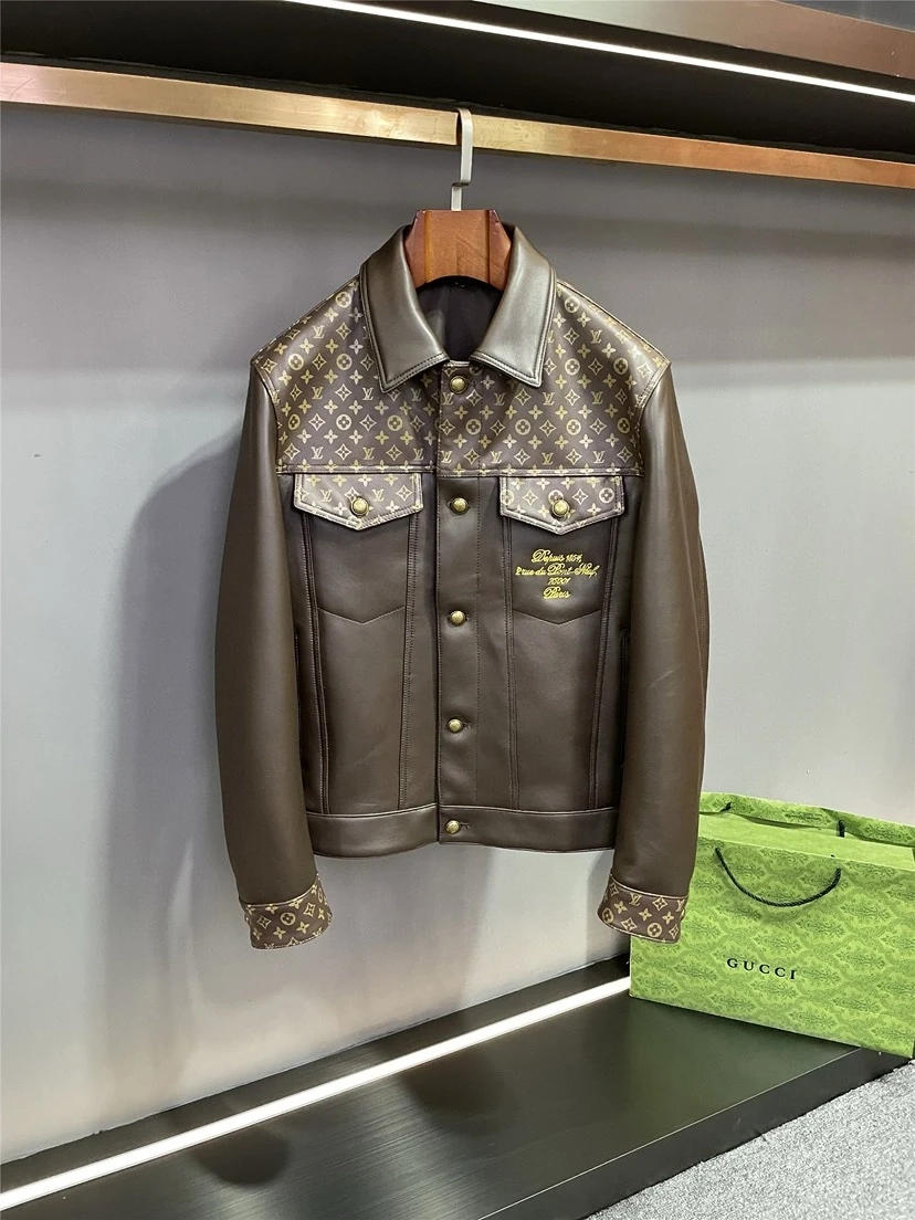 ルイ・ヴィトン「Louis Vuitton」羊の皮のコート
