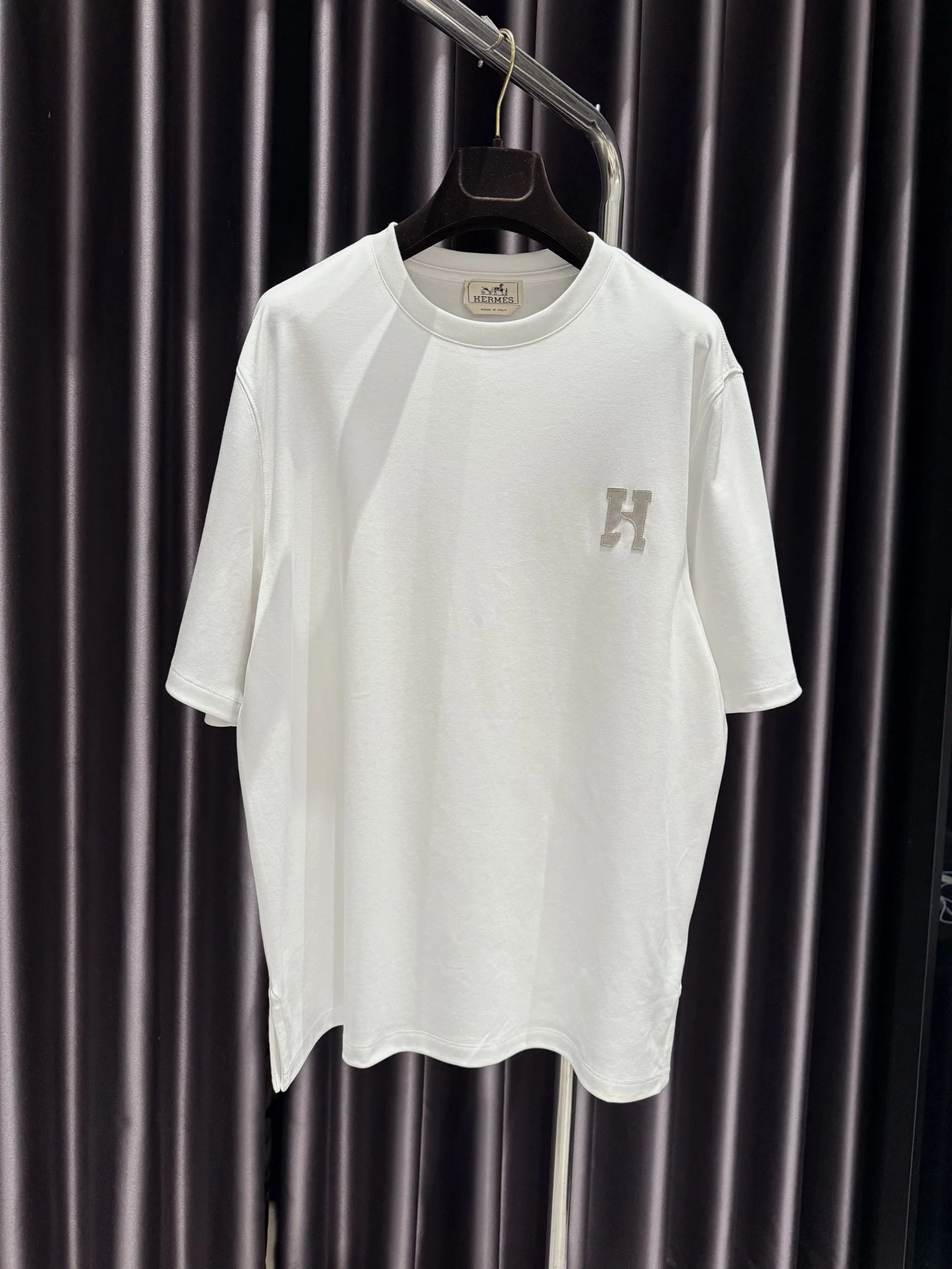 エルメス「Hermès」 クルーネックTシャツ 軽やかな着心地 春夏新作