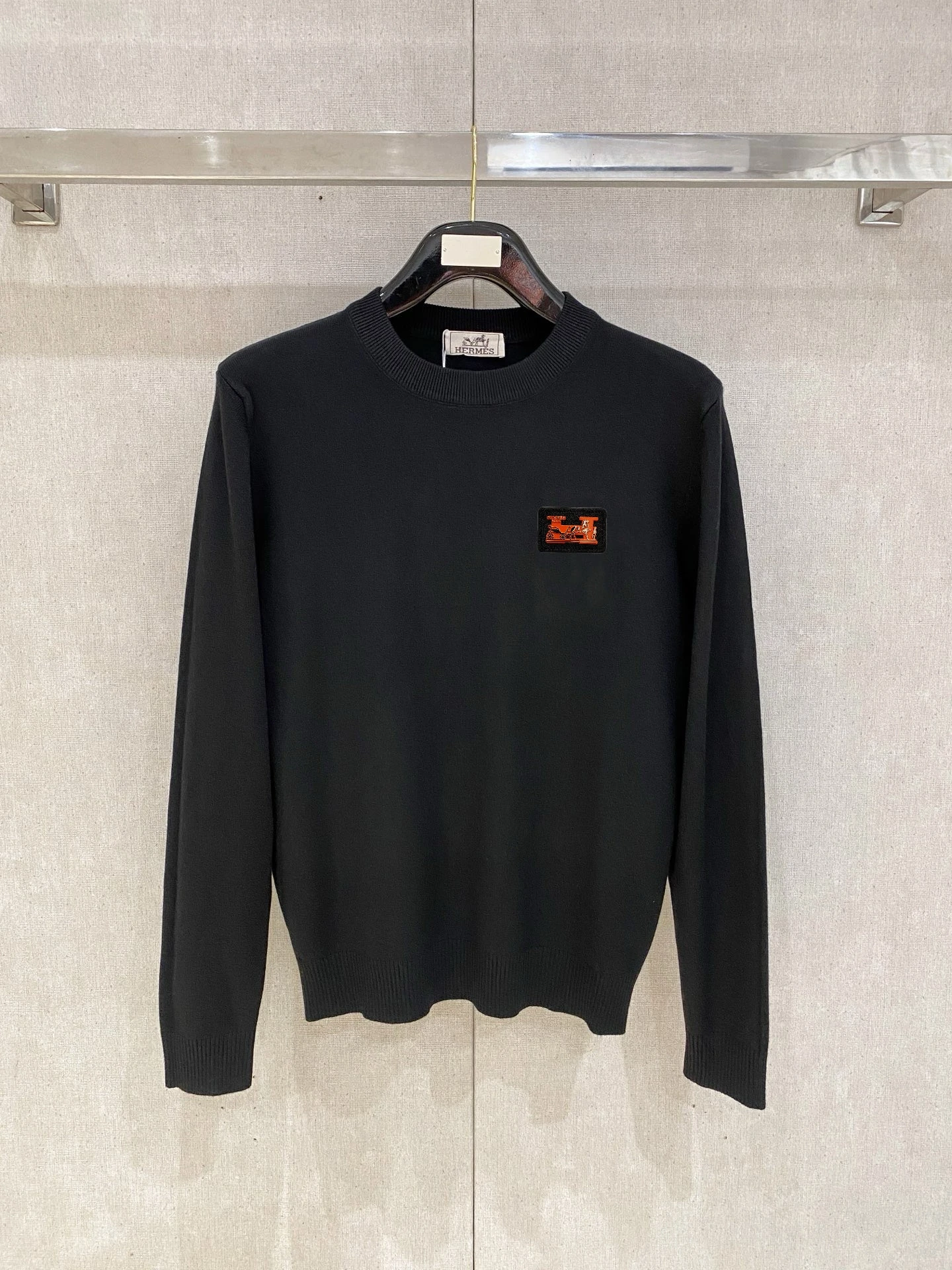 エルメス「Hermès」春季新作ラウンドネックスウェット