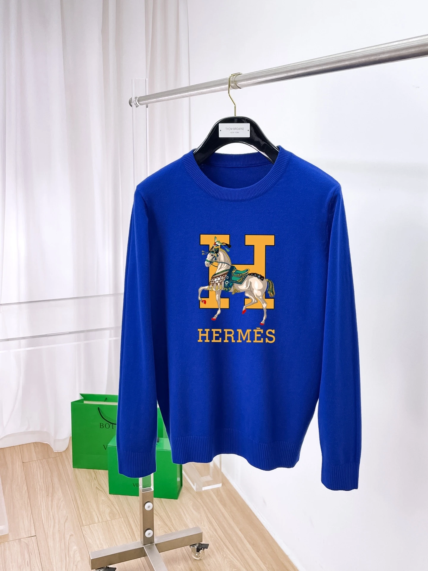 エルメス「Hermès」春季新作ラウンドネックスウェット