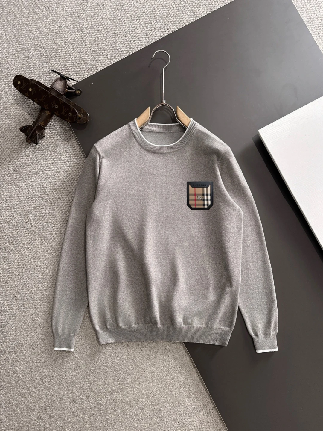エルメス「Hermès」秋冬用ラウンドネックニットセーター