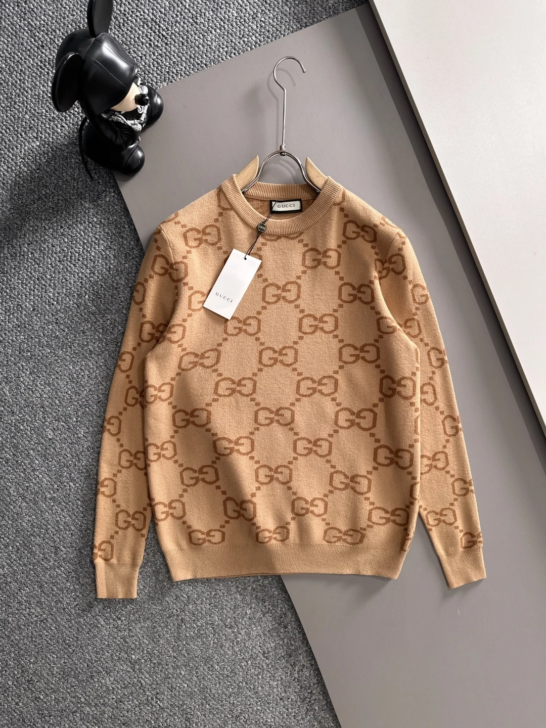 グッチ「Gucci」秋冬ウール混紡丸首プルオーバーニットセーター