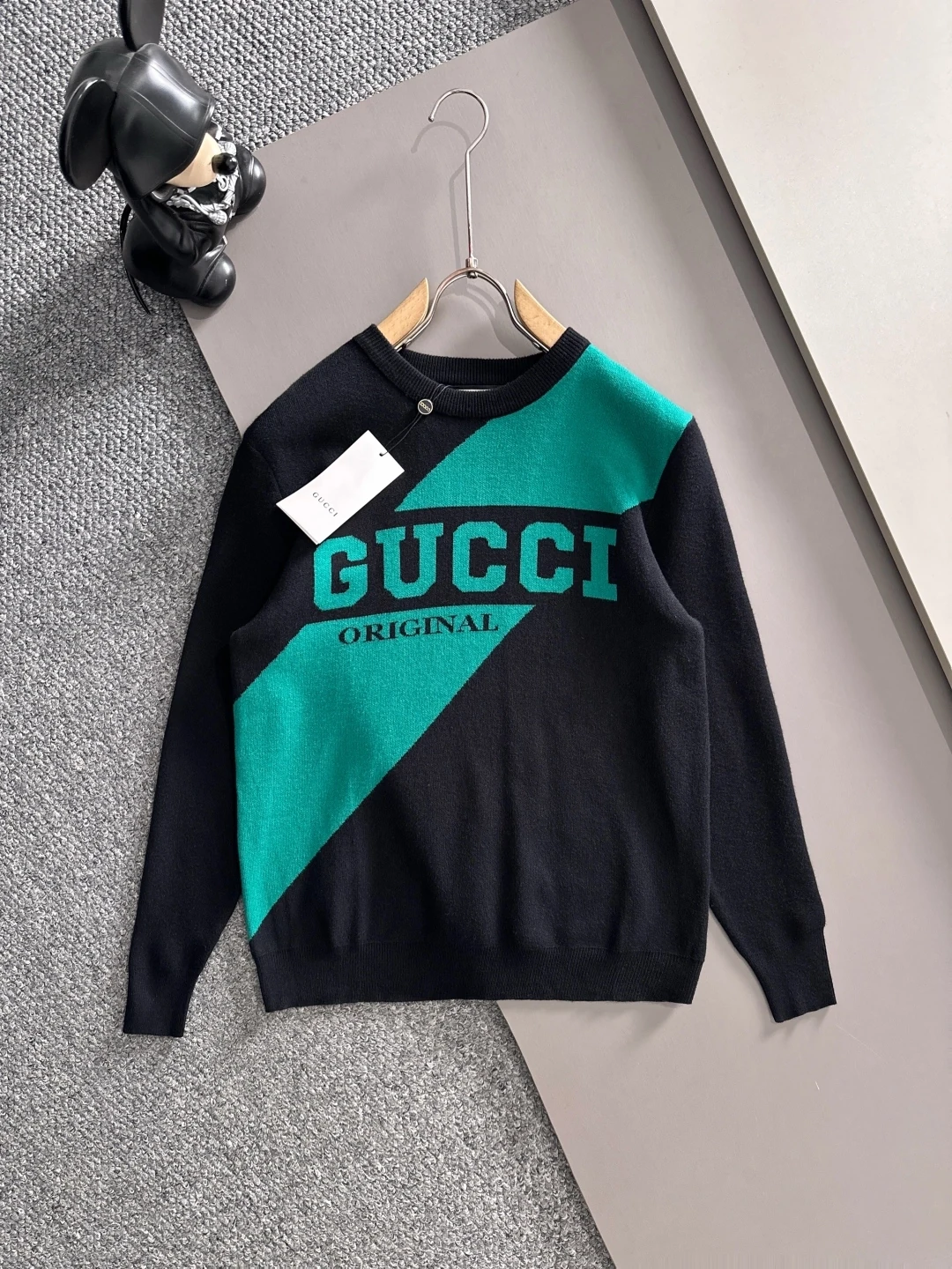 グッチ「Gucci」秋冬ウール混紡丸首プルオーバーニットセーター