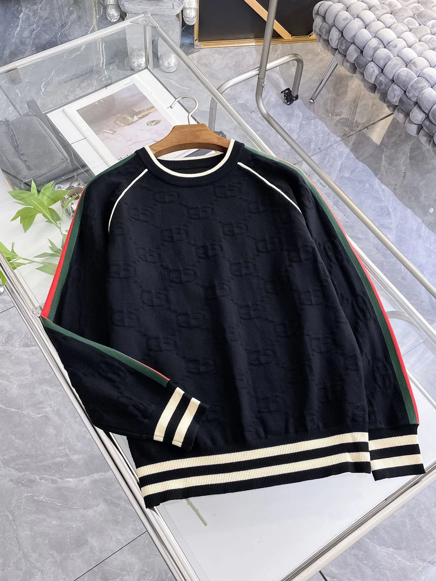 グッチ「Gucci」秋冬用ウール混紡クルーネックニットセーター