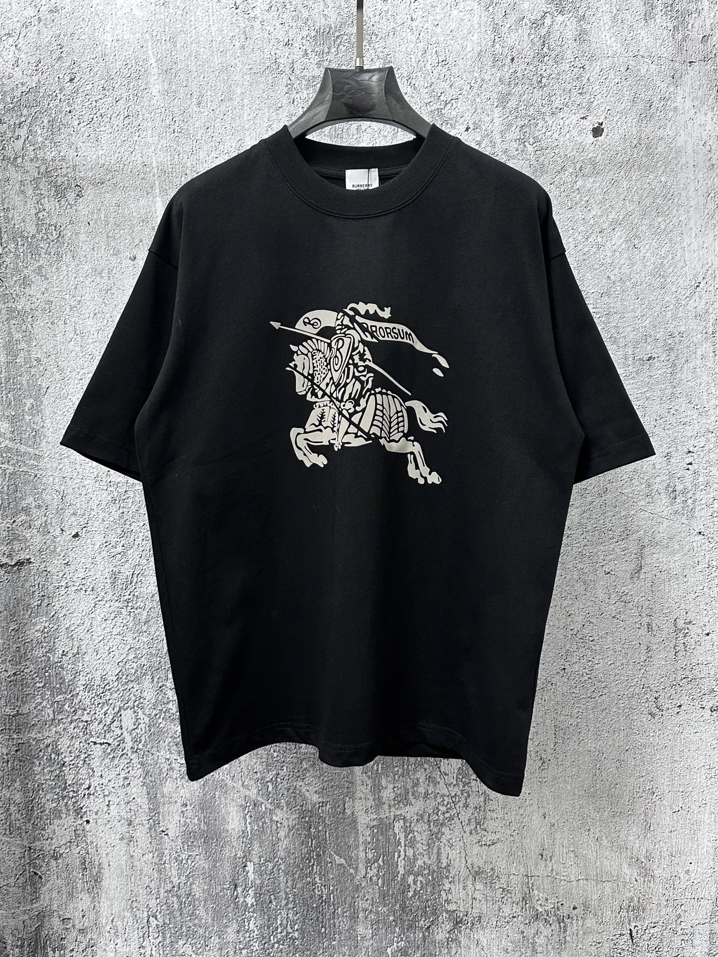バーバリー「Burberry」 2026年春夏 コレクション Tシャツ