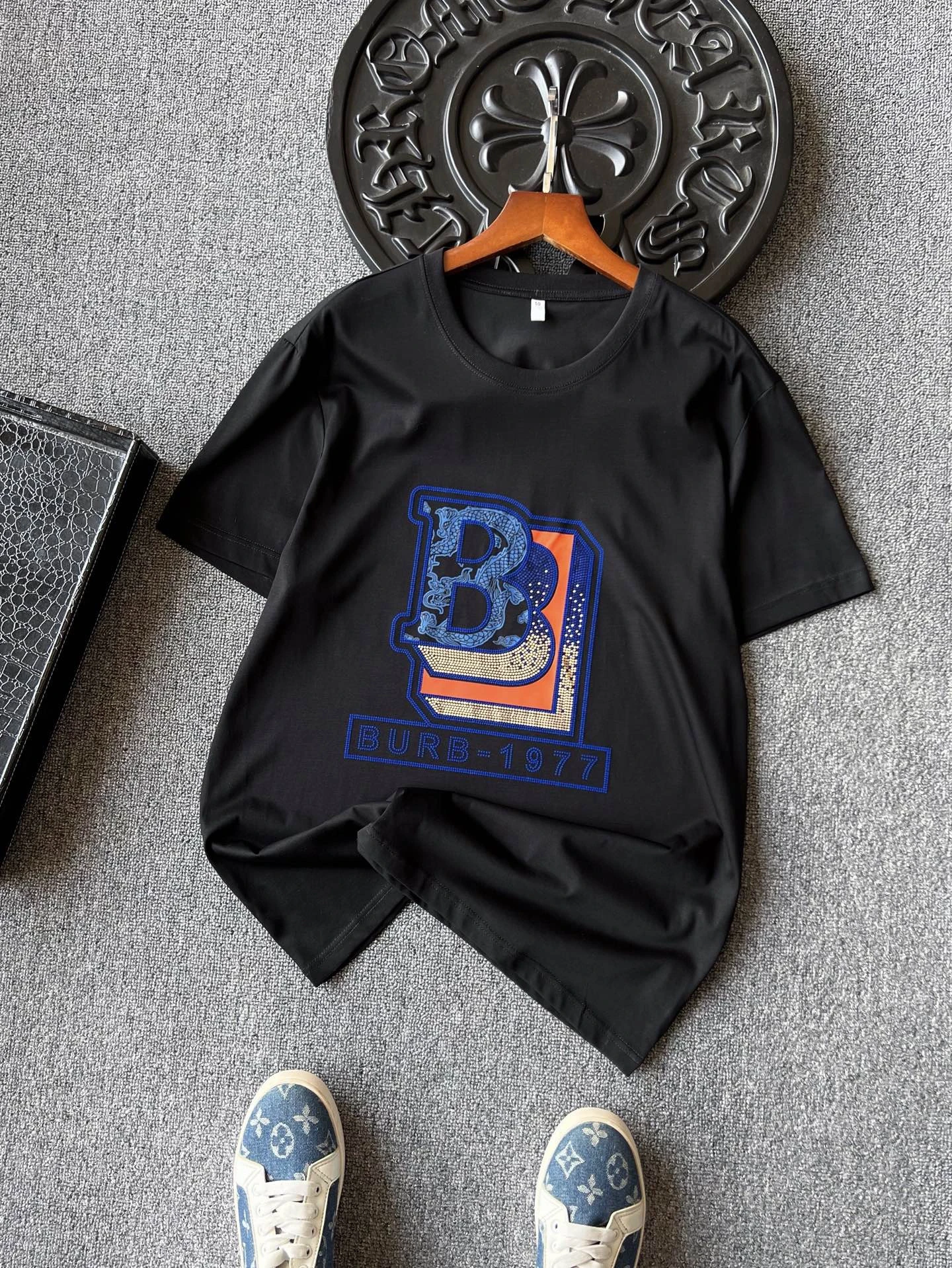 バーバリー Burberry ジャードシルク ドラゴンスケール Tシャツ