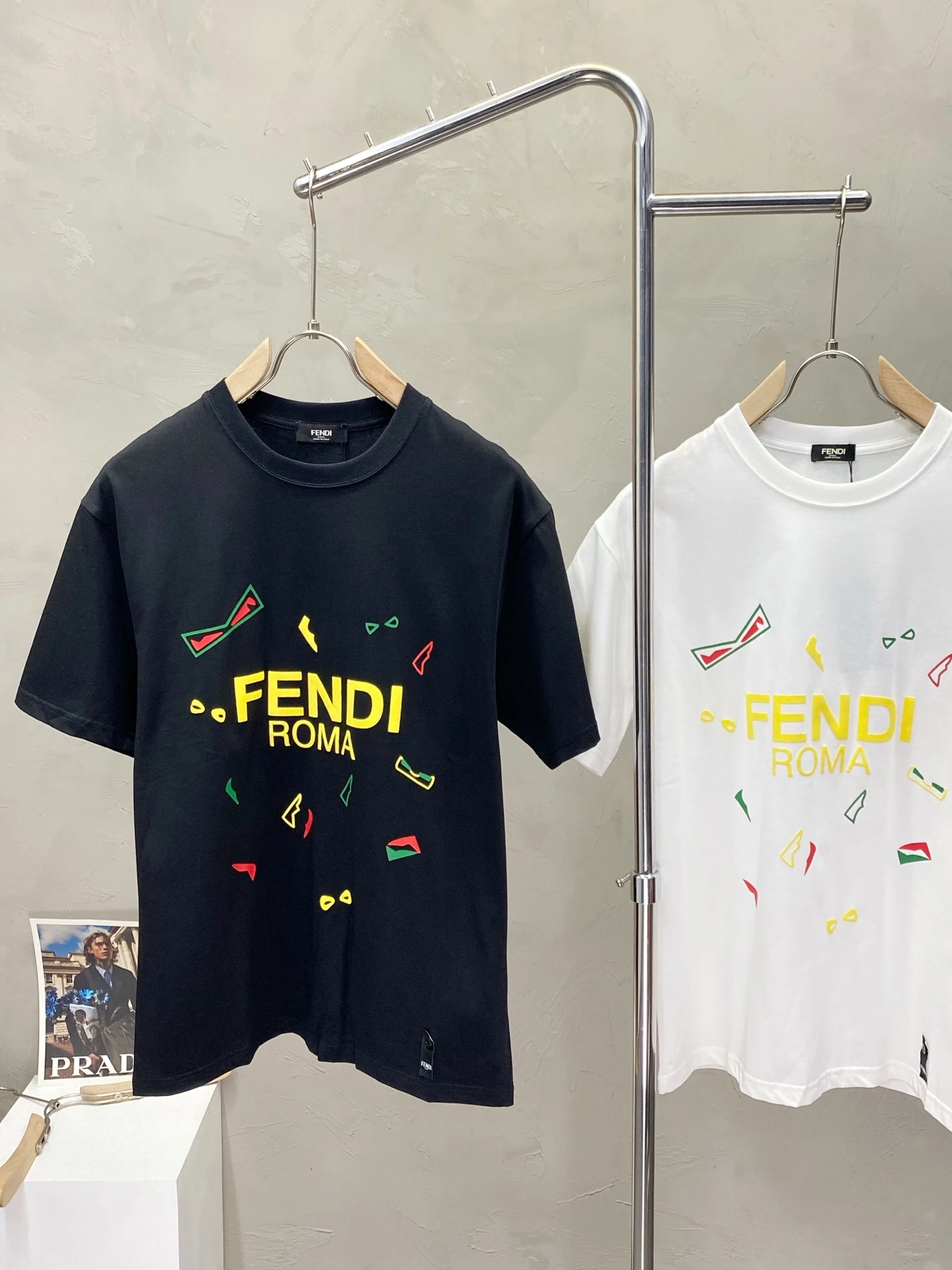 フェンディ Fendi エクスクルーシブ メンズ カジュアル ショートスリーブTシャツ