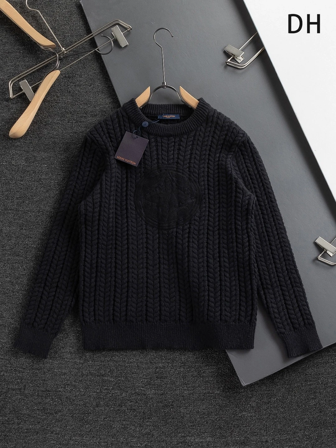 ルイ・ヴィトン「Louis Vuitton」秋冬新作ニットクルーネックセーター