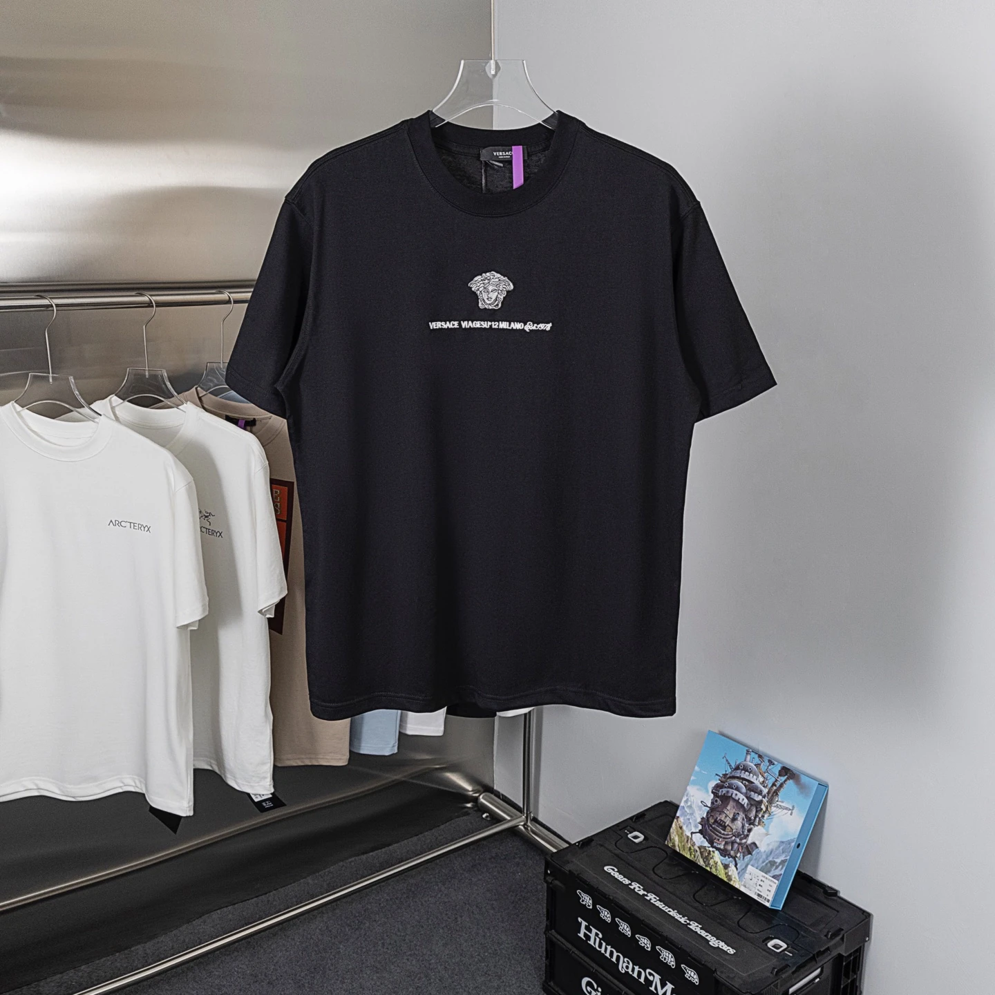ヴェルサーチ Versace メドゥーサ エンブロイダリー ルーズフィットTシャツ