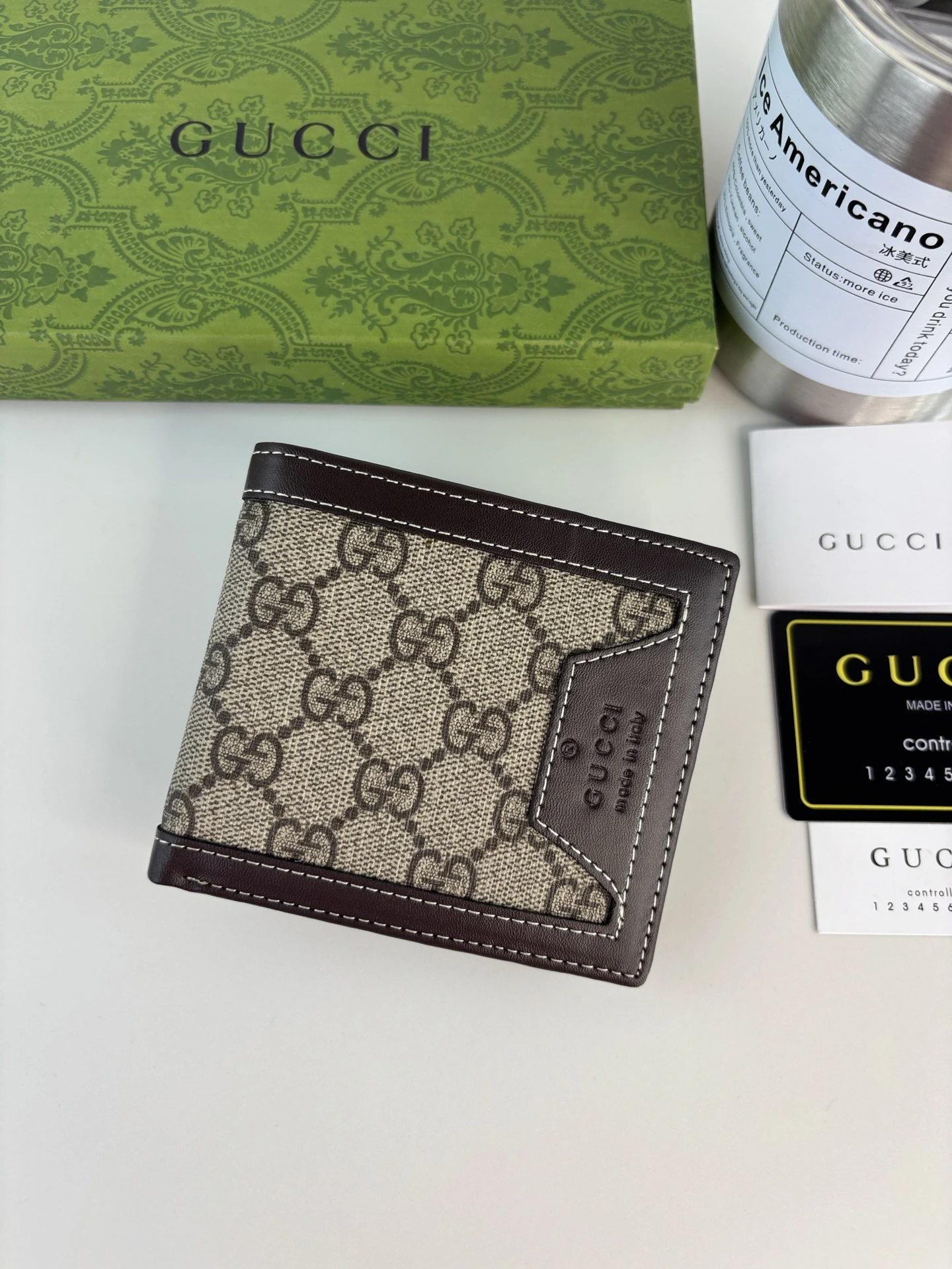 Gucci PVC 二つ折り財布