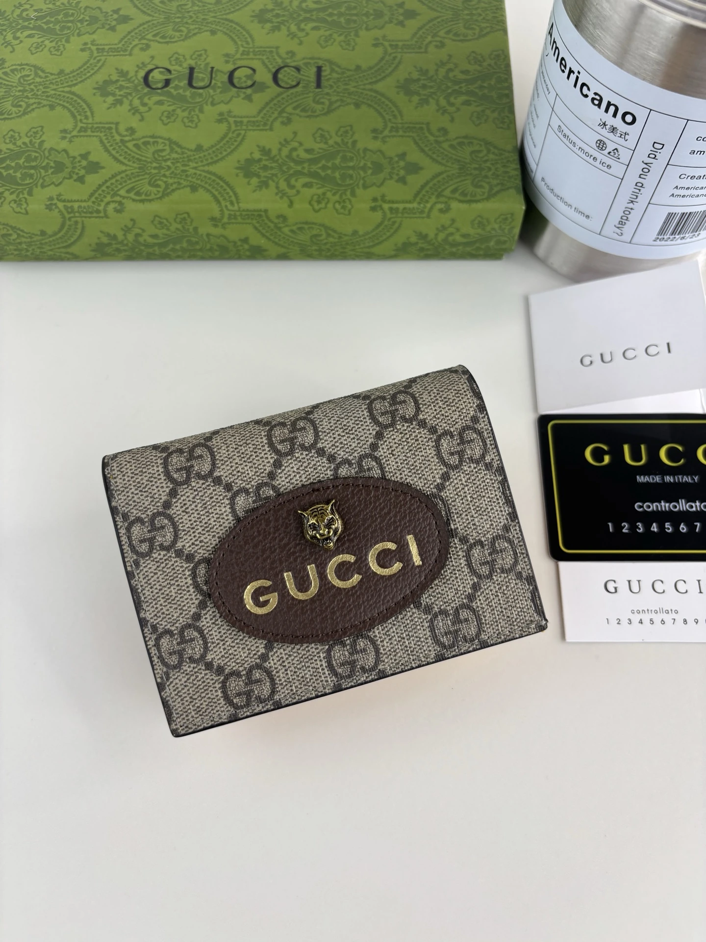 Gucci GG Supreme カードケース