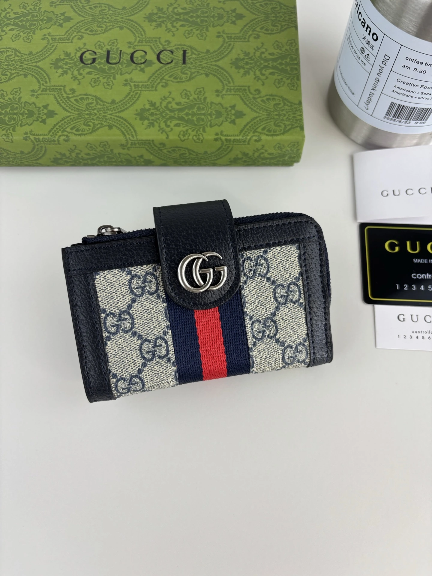 Gucci(グッチ / Gucci) このGG Marmontシリーズウォレットはクラシックで飽きのこないGGキャンバス製、《Aria-ファッションアリア》シリーズにクラシックな逸品を追加