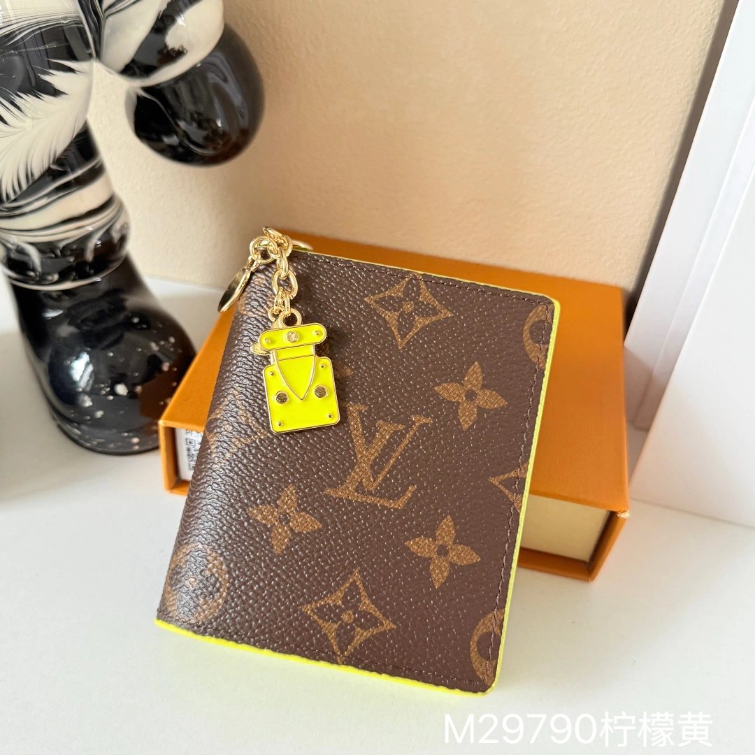 Louis Vuitton M29790 LV CHARMS 財布