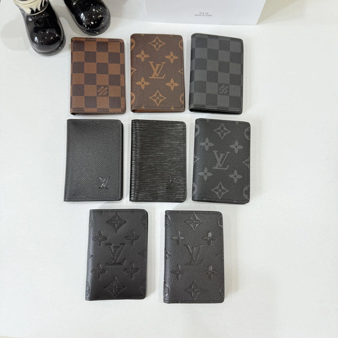 💰トップ純正💎【実物撮影・自社背景】M63144ミニカードケース Louis Vuitton(ルイ・ヴィトン / LV)このカードケースは7つのポケット付き、クレジットカード・交通系ICカード・名刺、さらには都市マップも収納可