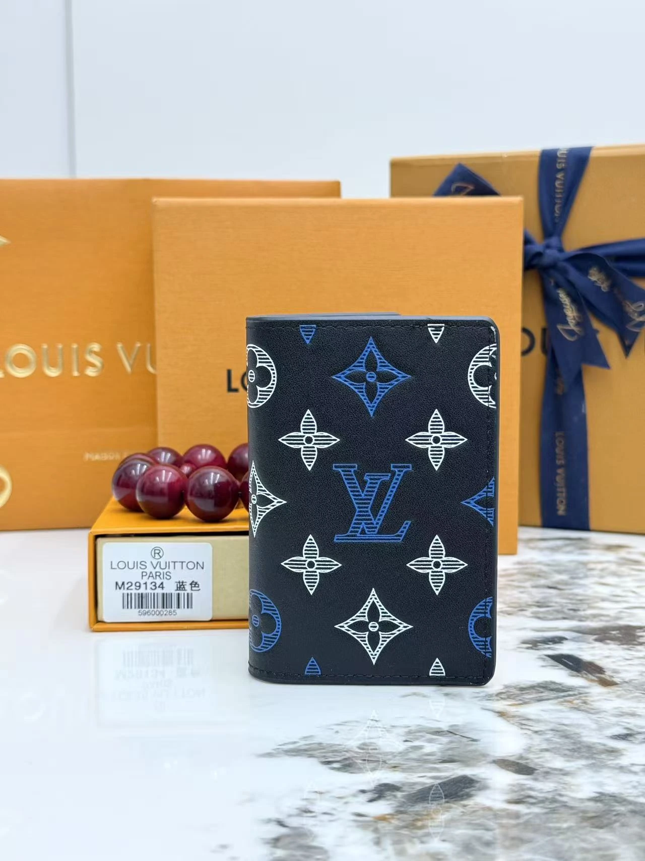 Louis Vuitton（ルイ・ヴィトン / LV） M29134 ブラック