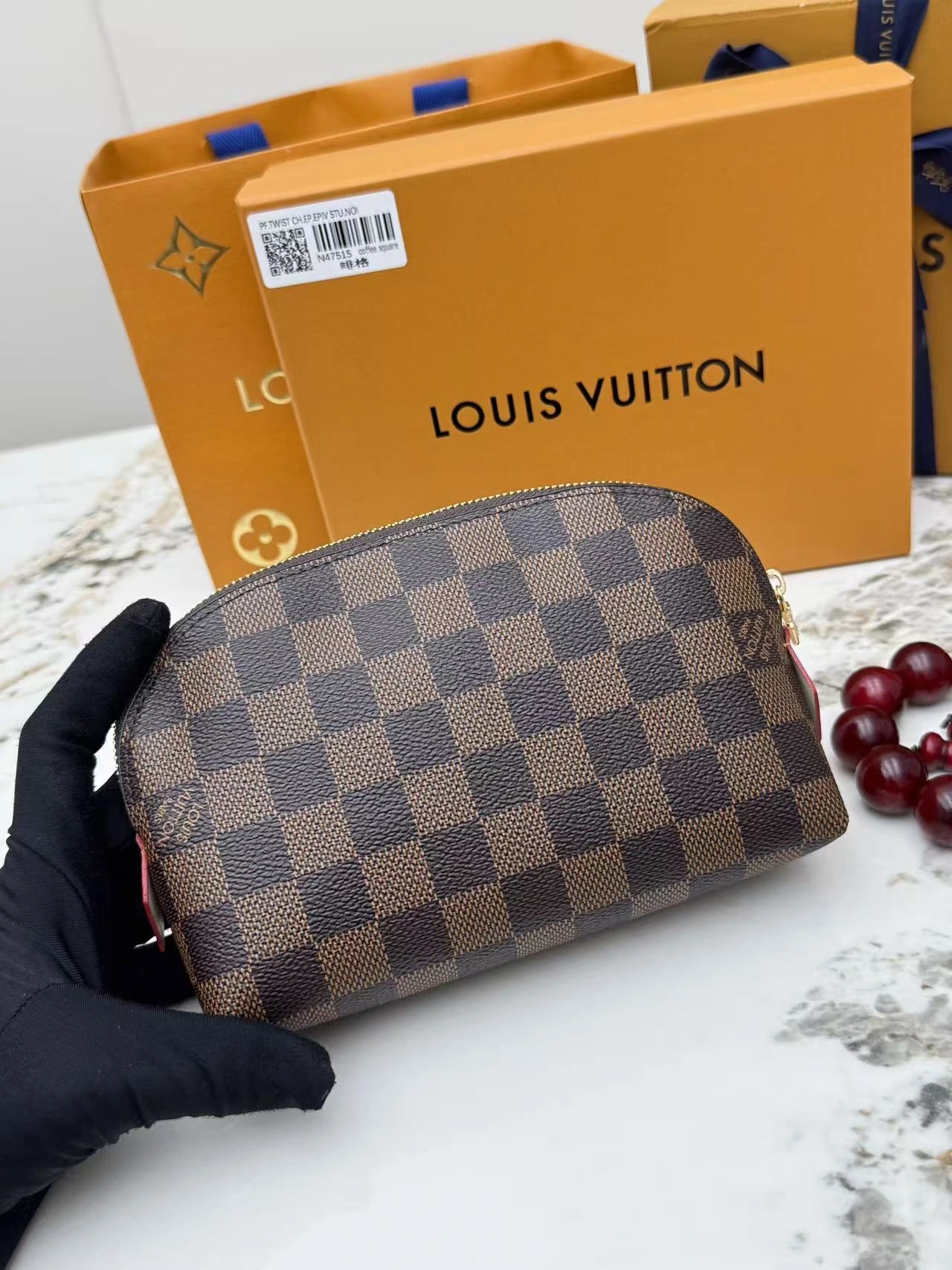 Louis Vuitton（ルイ・ヴィトン / LV） ギフトボックス付き M47515 コーヒーチェック