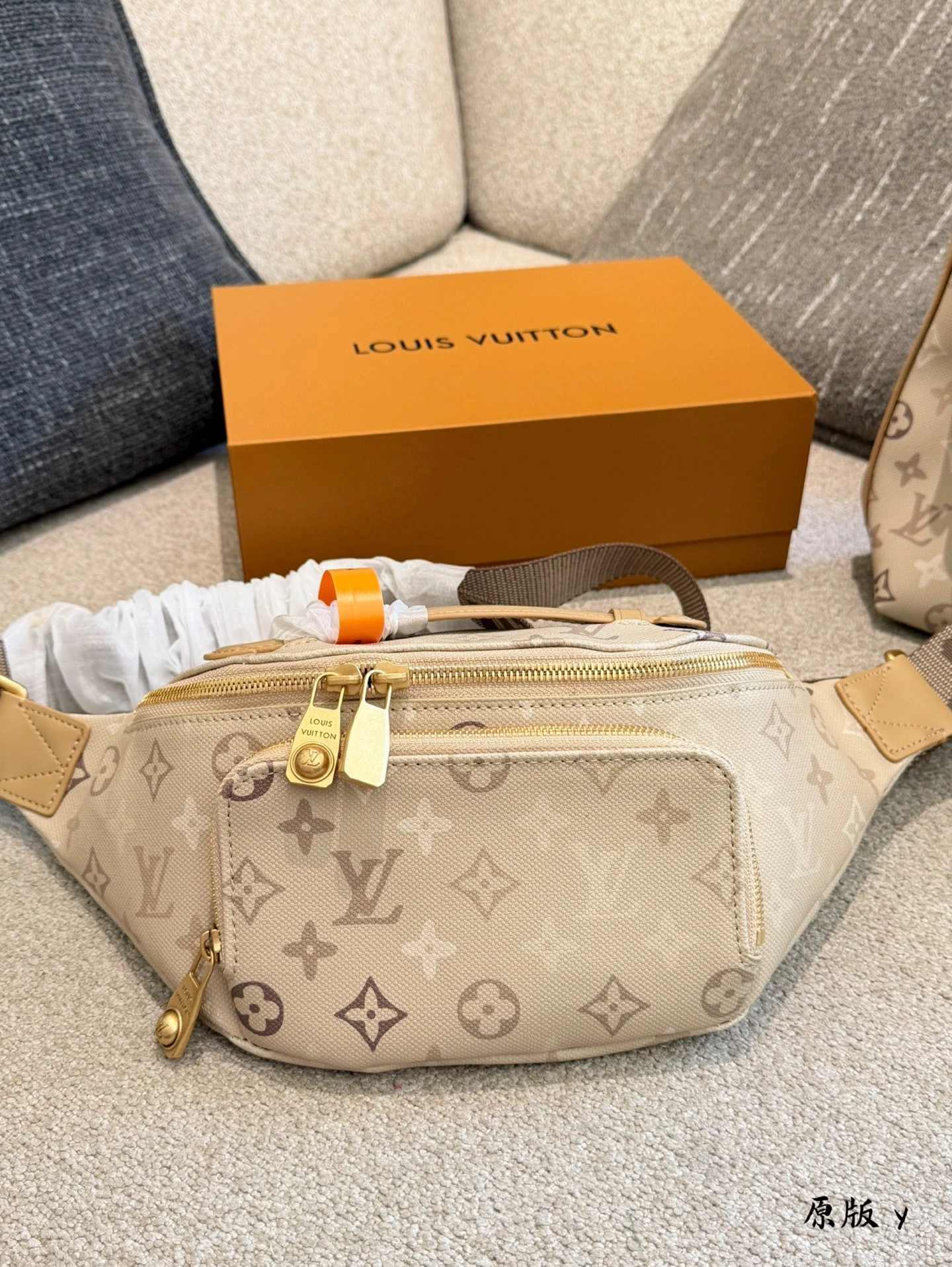 Louis Vuitton(ルイ・ヴィトン / LV) Monogram ウエストバッグ