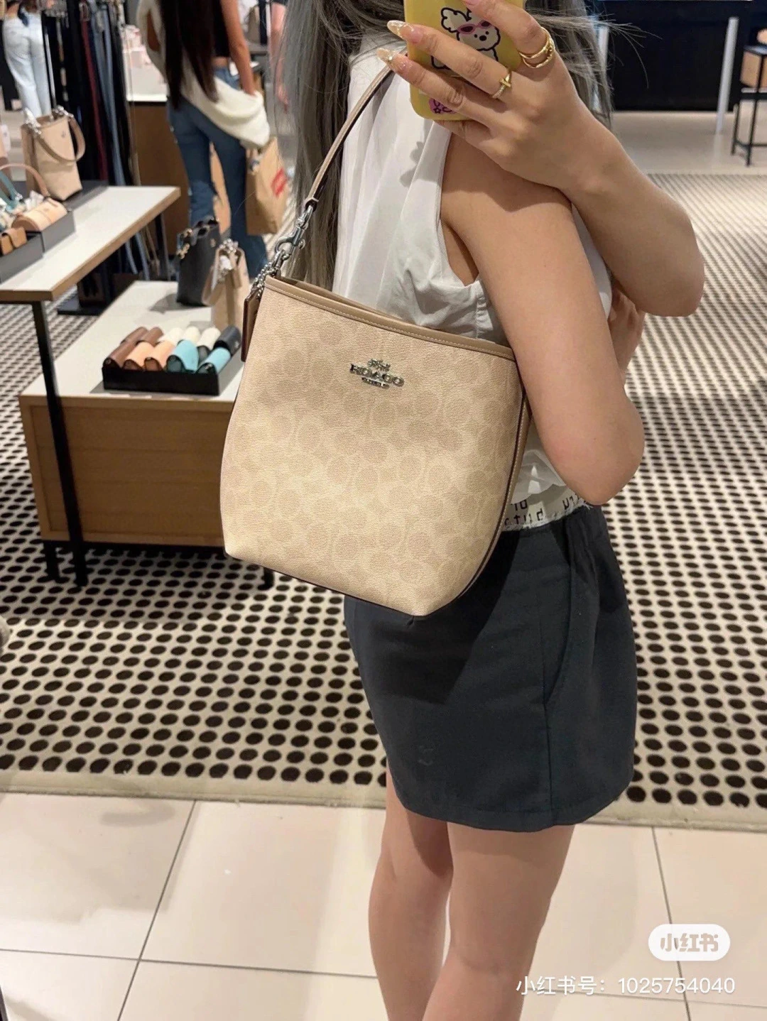 COACH(コーチ) バケットバッグ