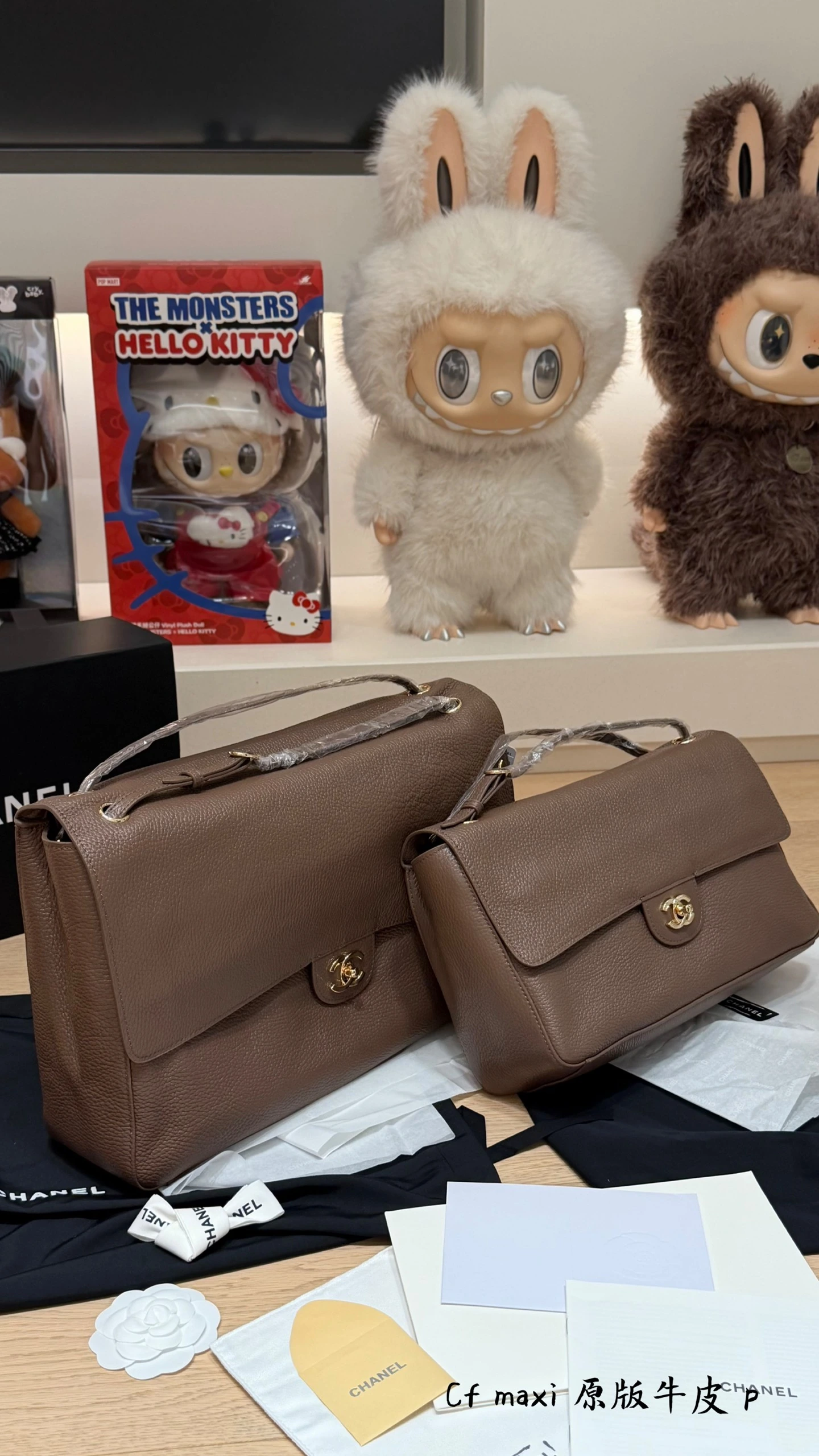 CHANEL(シャネル) SCF チェック・ヴィンテージ加工・ヴィンテージ風・キルティング・肩掛け・メタルパーツ テーラードジャケット。 素材:カーフスキン。 オリジナル仕様