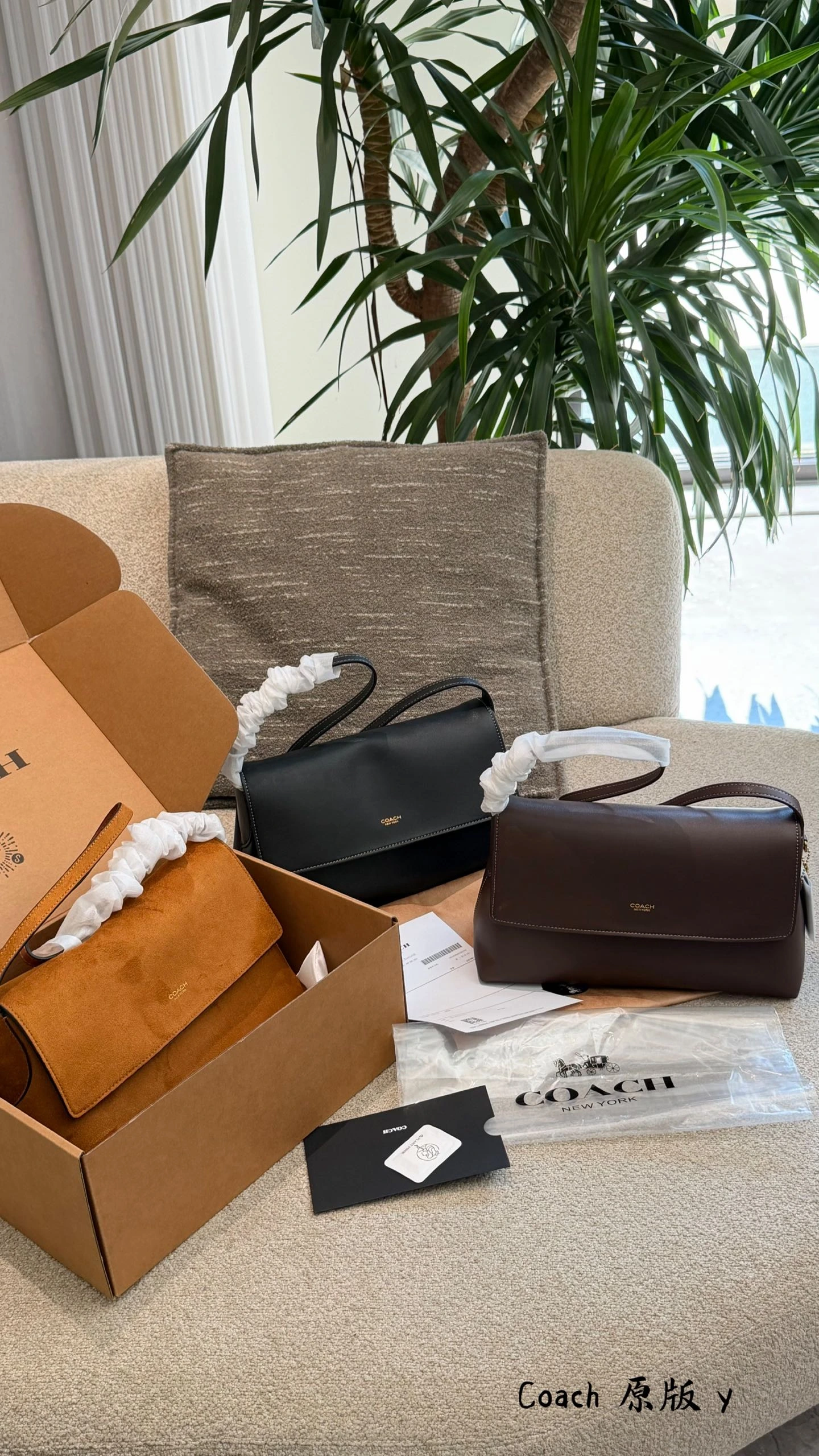 COACH(コーチ) 秋冬 Chelsea ヴィンテージ風・合わせやすい・ソフトな風合い・肩掛け トレンチコート。 素材:スエード・デニム