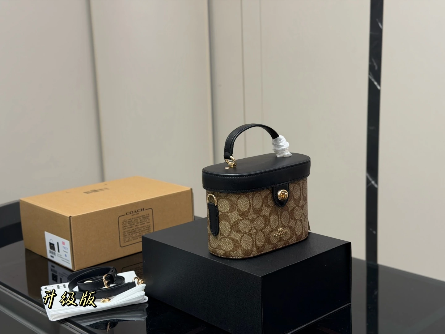 COACH（コーチ） 新作 Georgie