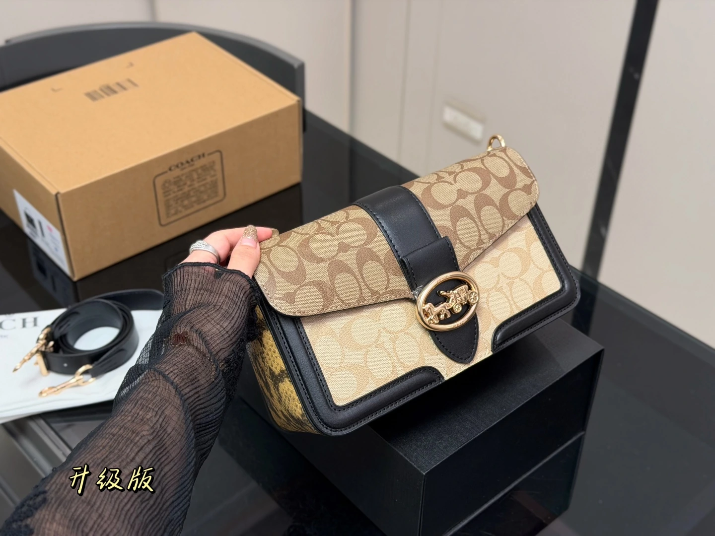 COACH(コーチ) Tabby