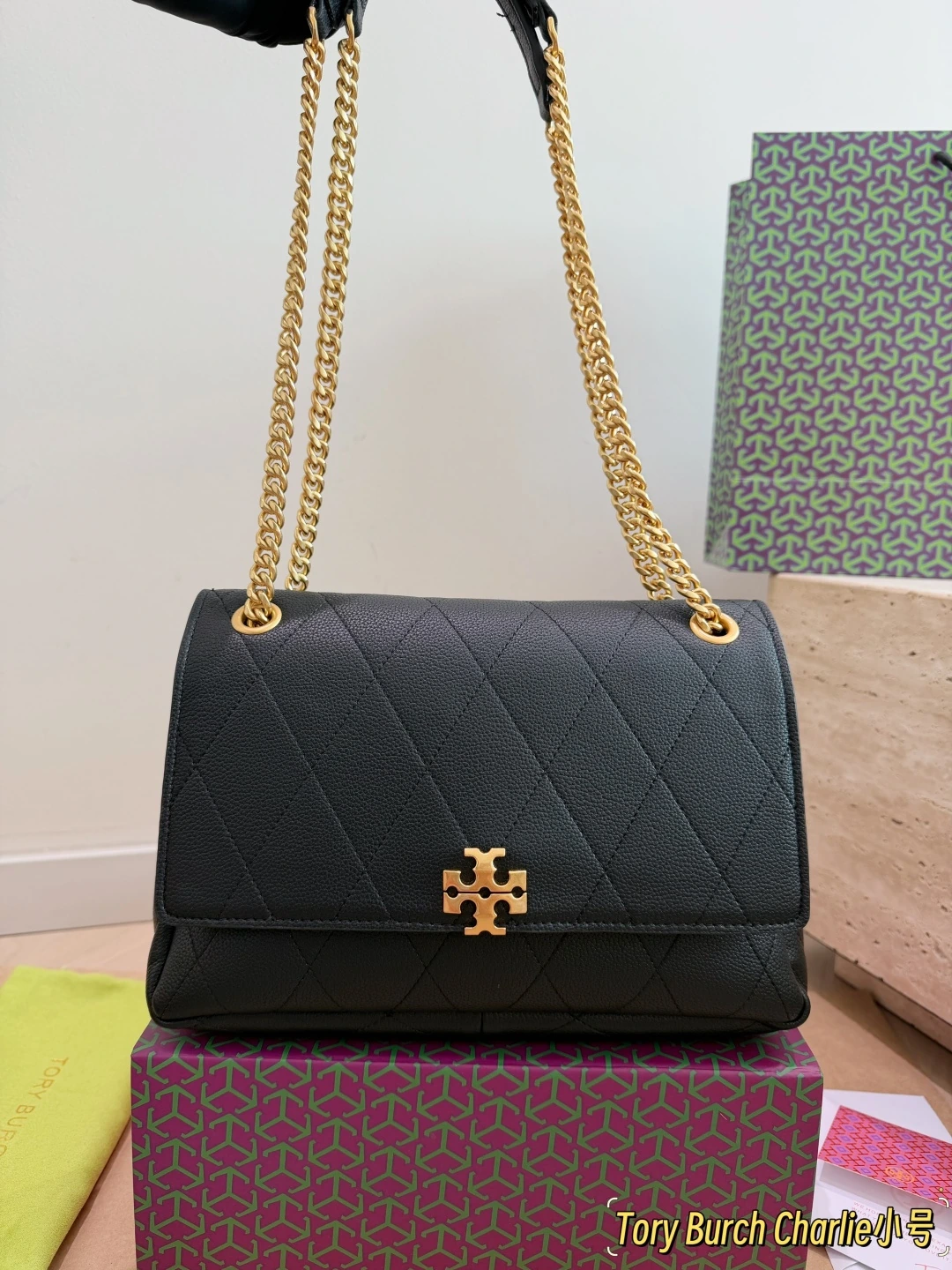 Tory Burch(トリー バーチ) Charlie キルティング チェーンバッグ